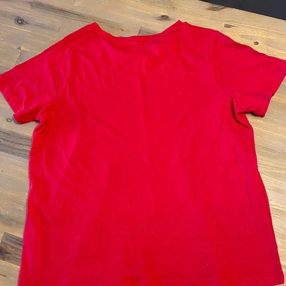 NWOT, holiday red t-shirt, crop style fit. Size XL - Picture 2 of 3